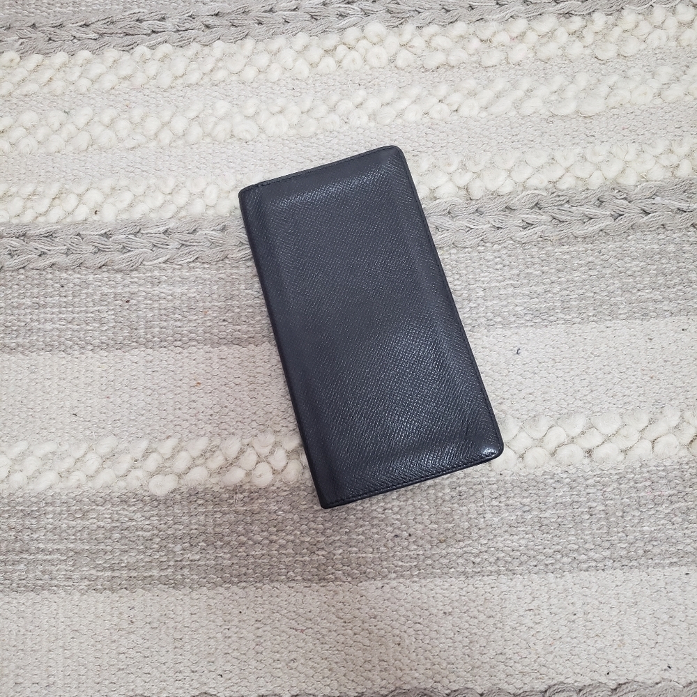 LOUIS VUITTON Black Long Checkbook Wallet
